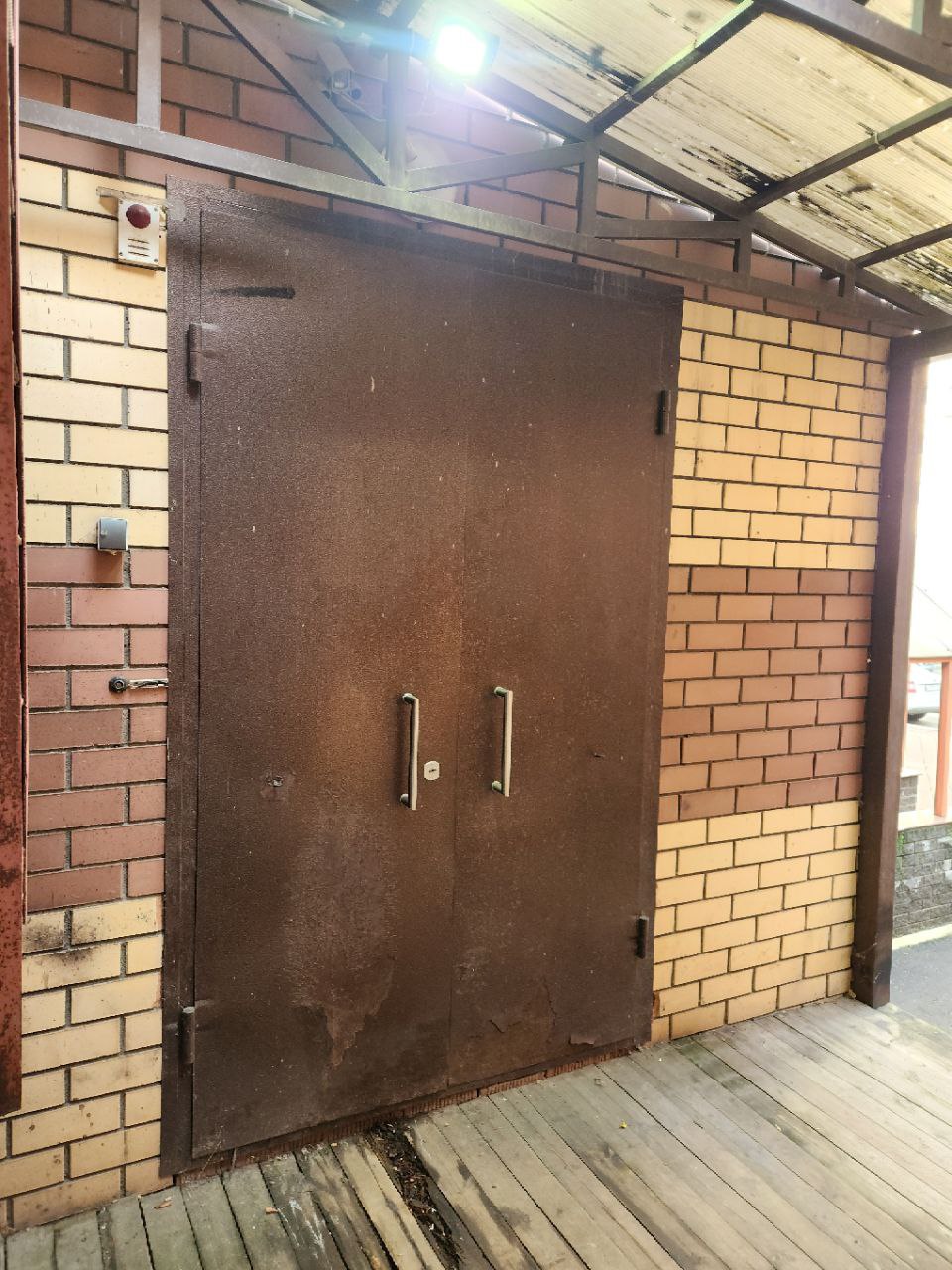 Складские ворота