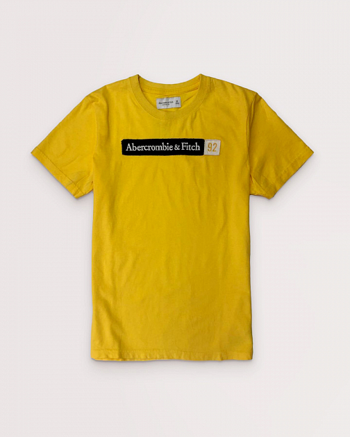 Мужская футболка желтого цвета  с аппликацией на груди F227 F227 от онлайн-магазина Abercrombie.ru