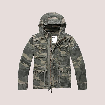 Мужская куртка камуфляж с кулиской на талии и капюшоном J10